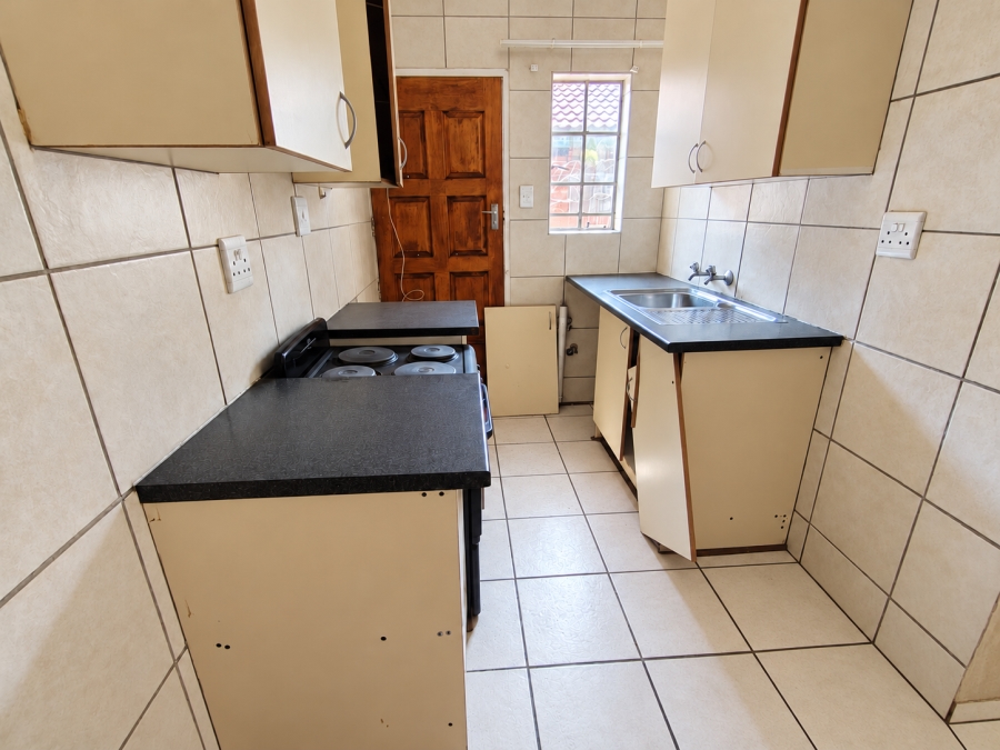 2 Bedroom Property for Sale in Oos Einde North West
